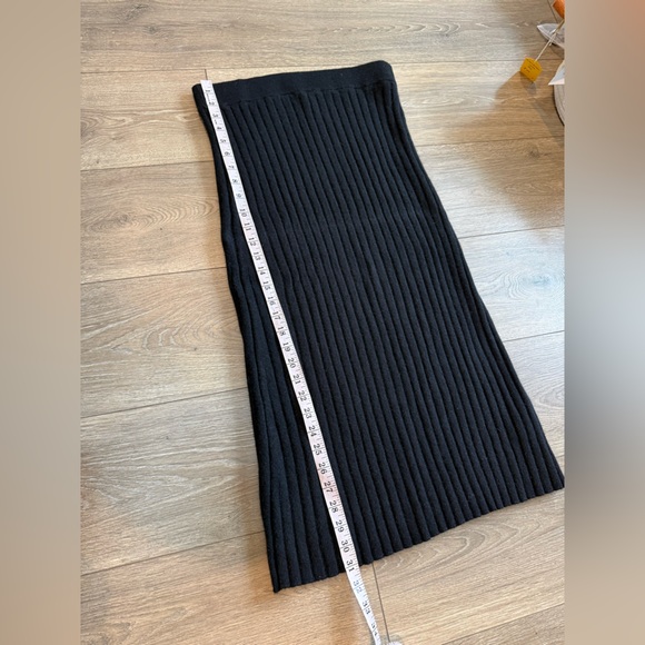 Quince Mongolian Cashmere Midi Skirt - Picture 7 of 9